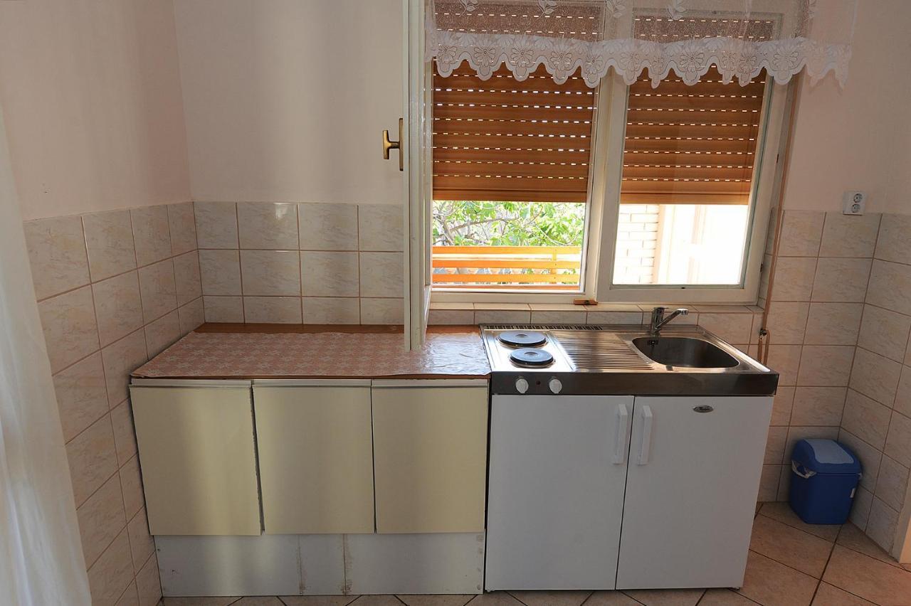 Apartment Kod Stipe Vrsi Ruang foto