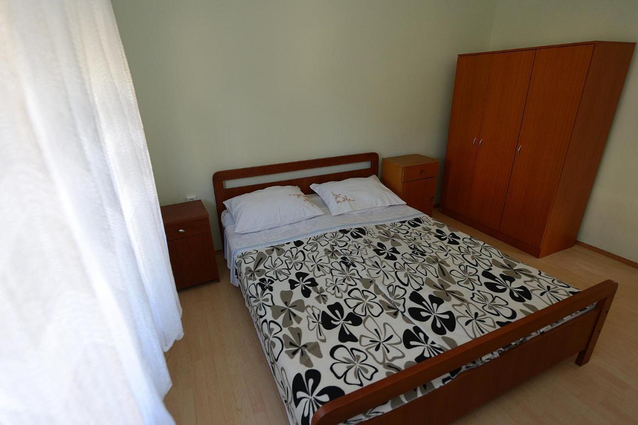 Apartment Kod Stipe Vrsi Ruang foto